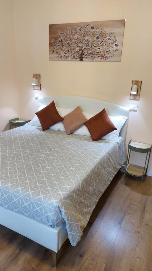 Glam Luxury Lorenzo Guest house 2*