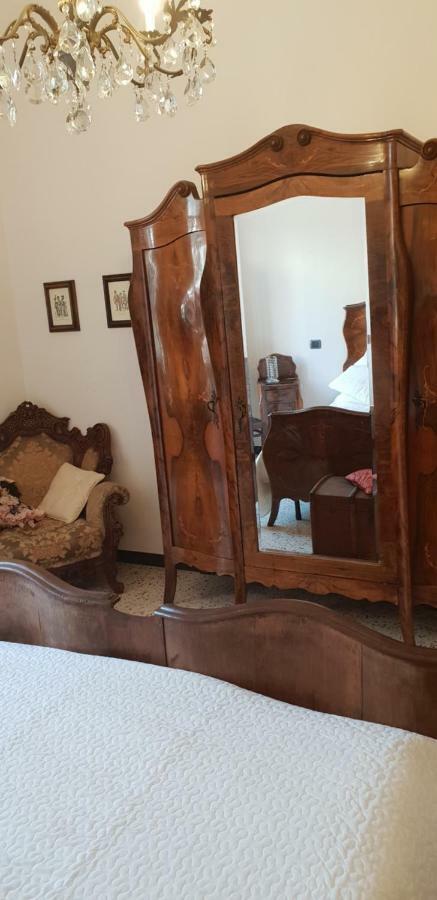 Glam Luxury Lorenzo Guest house 2*